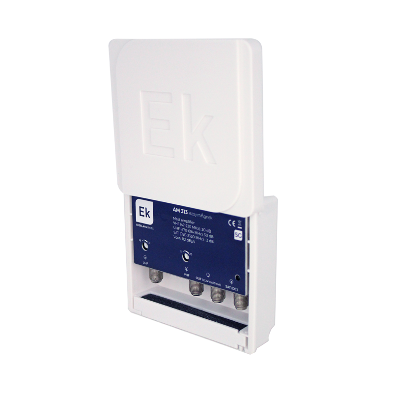 Amplificador de mástil 5G. 3 Entradas VHF - UHF - SAT. (20dB/30dB/ -2dB)  1 Salida 112dBuV. Alimentación 24Vdc.