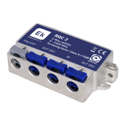 Distribuidor de 2 salidas, tipo QuiCoax. Con paso de corriente DC. 5-2400Mhz. 4dB (862MHz) / 5,5dB,(2300MHz).