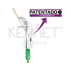 Adaptador 90 con fijación para mecanismos Keystone evitando daños en el cable de fibra óptica