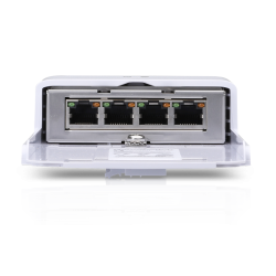 Switch de exterior con 4 puertos GIGABIT POE (x1 POE IN / x3 POE OUT)
